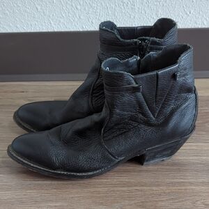 Durango Black Short Cowboy Boot Bootie - Size 9